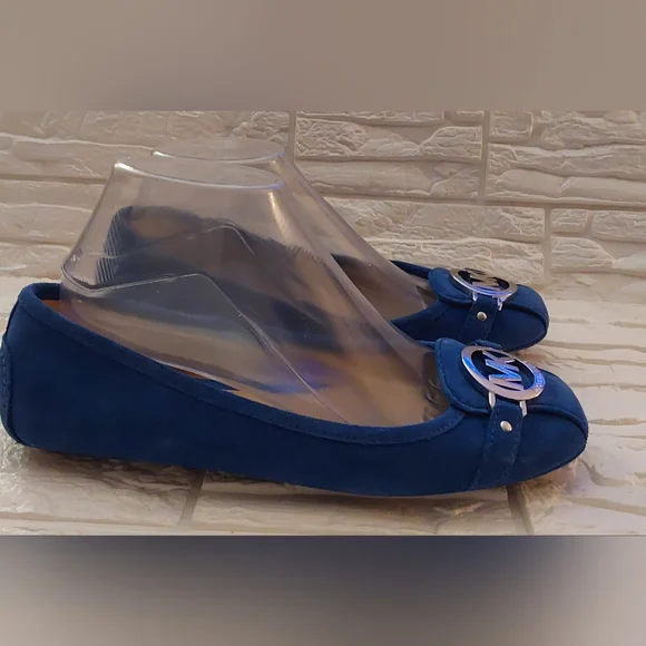 Michael Michael Kors - Picture 2 of 5